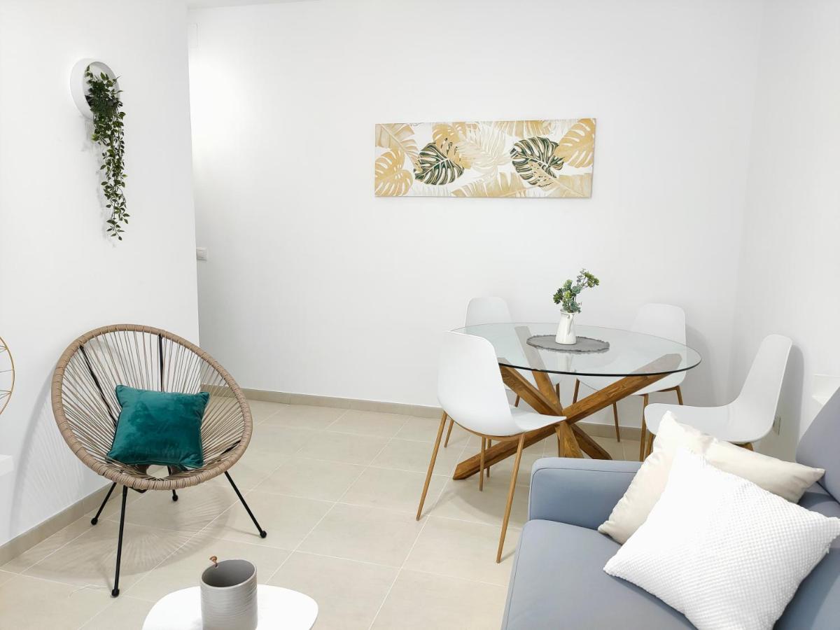 Relax Chiclana-Aparcamiento Privado-Tv Cable-Wifiplus-Aire Acond-Incluido Chiclana de la Frontera Luaran gambar