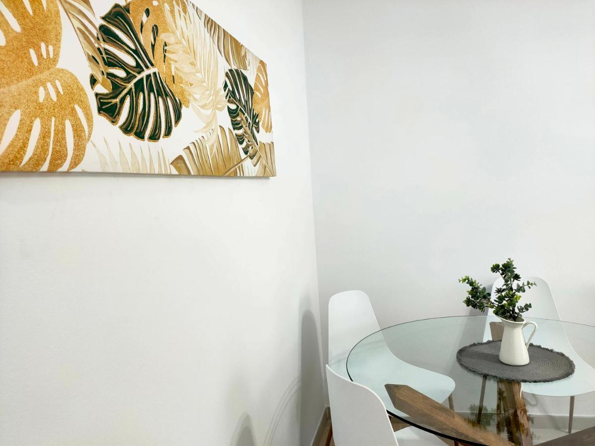 Relax Chiclana-Aparcamiento Privado-Tv Cable-Wifiplus-Aire Acond-Incluido Chiclana de la Frontera Luaran gambar